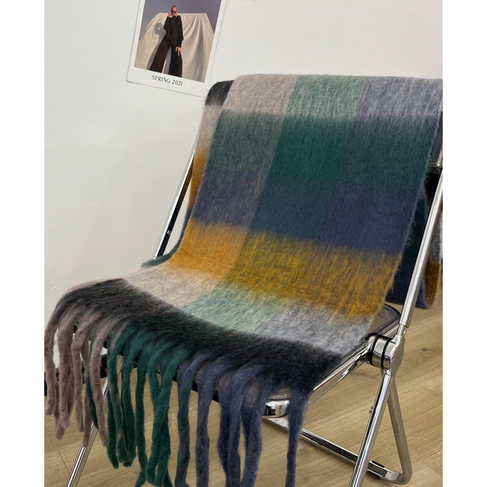 A Versatile Scarf for Women Featuring a Rainbow Plaid Design, Suitable for Autumn And Winter, That Can Be Used As a Shawl Or Neck Warmer, Providing Warmth And Thickness