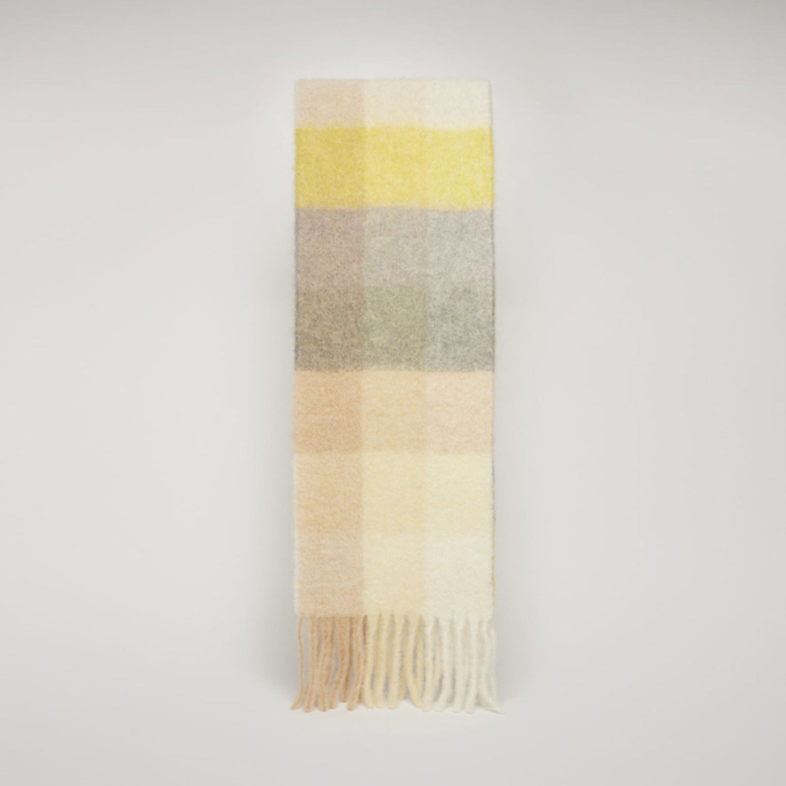 A Versatile Scarf for Women Featuring a Rainbow Plaid Design, Suitable for Autumn And Winter, That Can Be Used As a Shawl Or Neck Warmer, Providing Warmth And Thickness