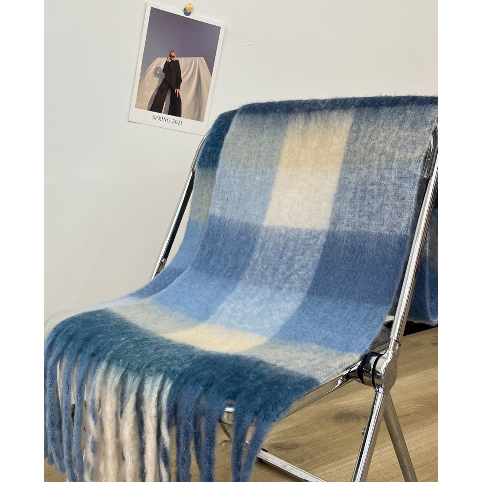 A Versatile Scarf for Women Featuring a Rainbow Plaid Design, Suitable for Autumn And Winter, That Can Be Used As a Shawl Or Neck Warmer, Providing Warmth And Thickness